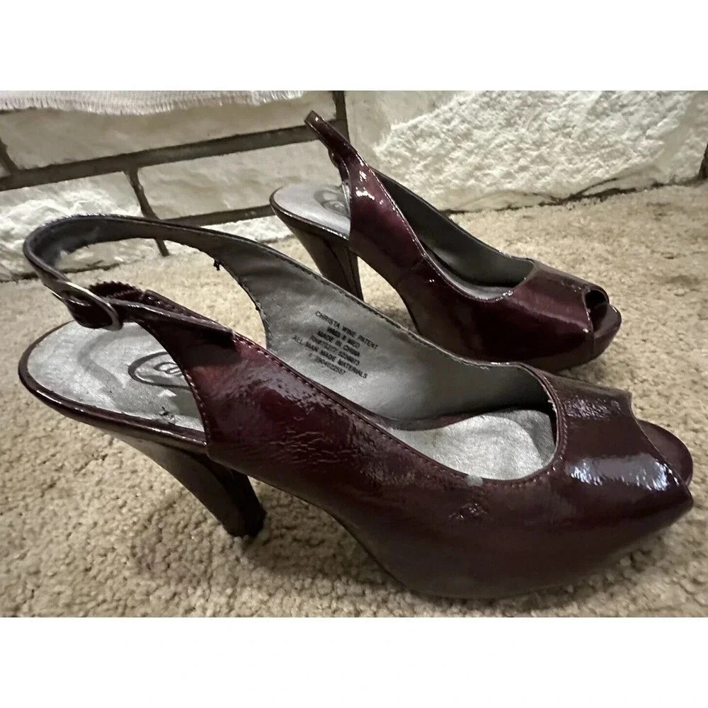Candies Christina Wine Patent Leather Shoe Size 8 M Holiday Parties Open Toe